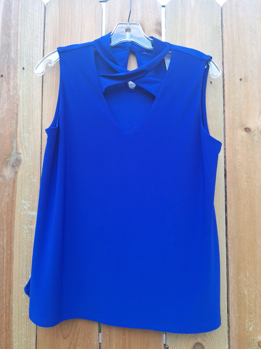 Joseph Ribkoff Sleeveless V-Neck Top in Royal Blue with Twist Keyhole Size 8 NWT